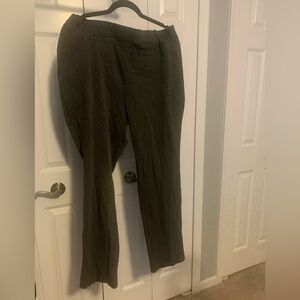 Plus sized women’s casual pants